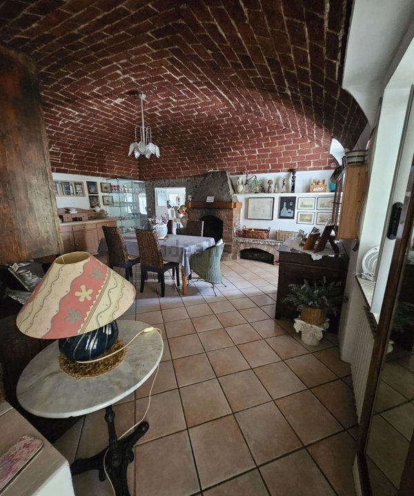 casa indipendente in vendita a San Salvatore Monferrato