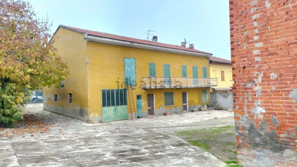 casa indipendente in vendita a San Salvatore Monferrato