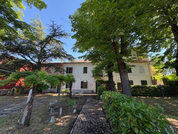 casa indipendente in vendita a San Salvatore Monferrato
