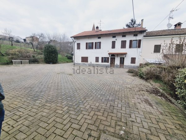 casa indipendente in vendita a San Salvatore Monferrato