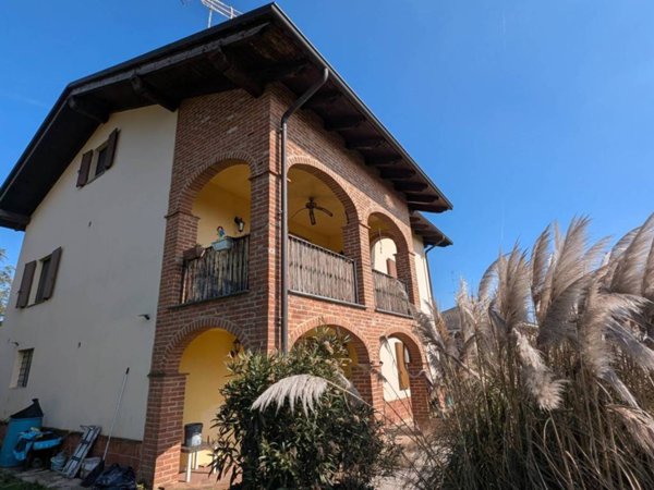 casa indipendente in vendita a San Salvatore Monferrato