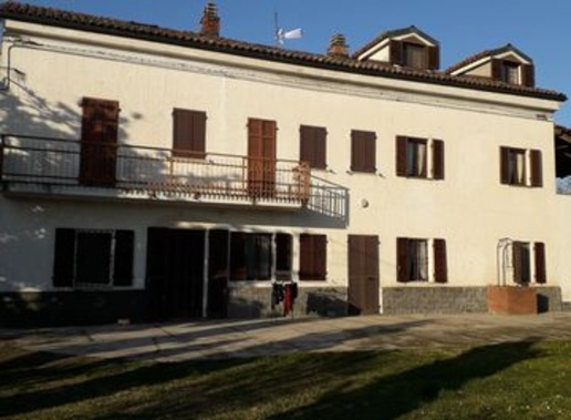 casa indipendente in vendita a San Salvatore Monferrato