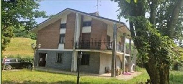 casa indipendente in vendita a San Salvatore Monferrato in zona Frescondino