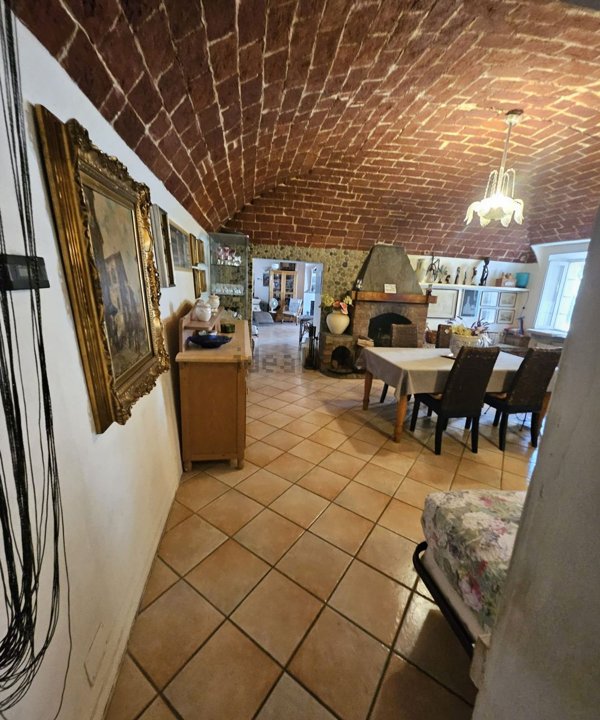casa indipendente in vendita a San Salvatore Monferrato