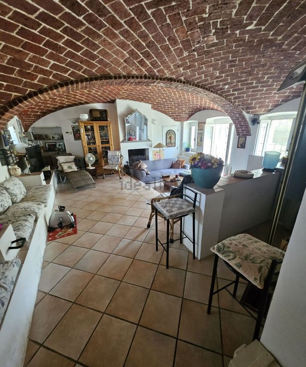 casa indipendente in vendita a San Salvatore Monferrato