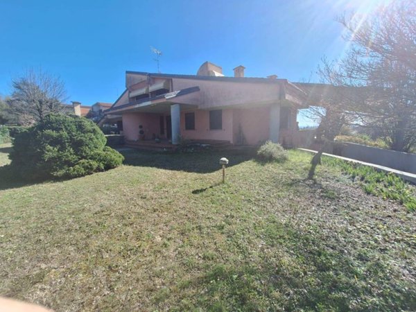 casa indipendente in vendita a San Salvatore Monferrato