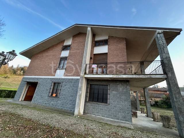 casa indipendente in vendita a San Salvatore Monferrato