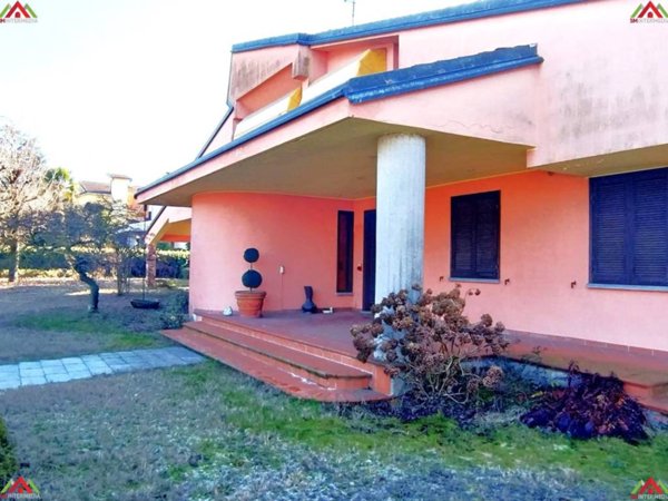 casa indipendente in vendita a San Salvatore Monferrato