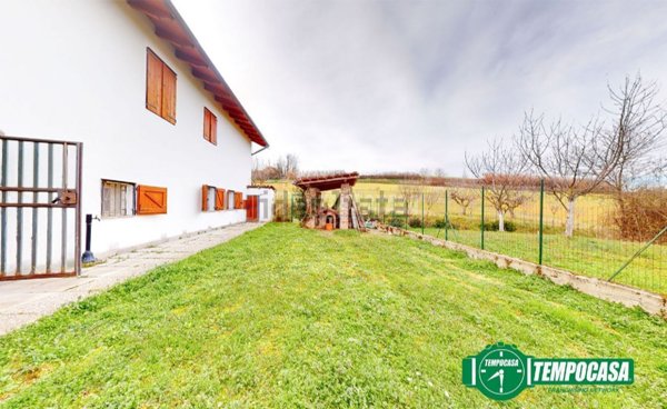 appartamento in vendita a San Salvatore Monferrato in zona Valdolenga