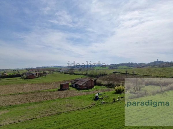 casale in vendita a San Salvatore Monferrato in zona Fosseto