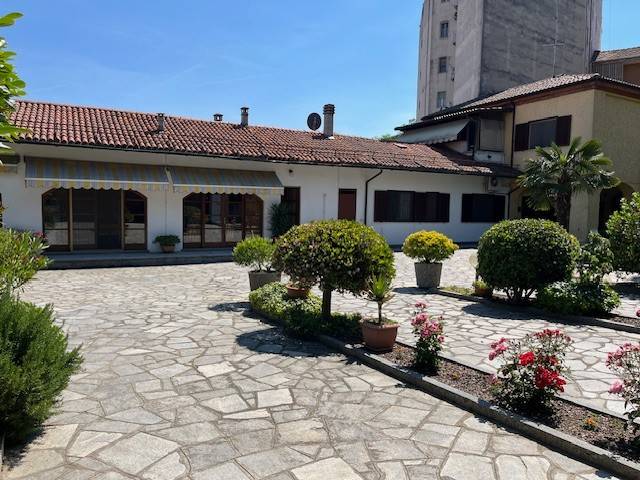 casa indipendente in vendita a San Salvatore Monferrato