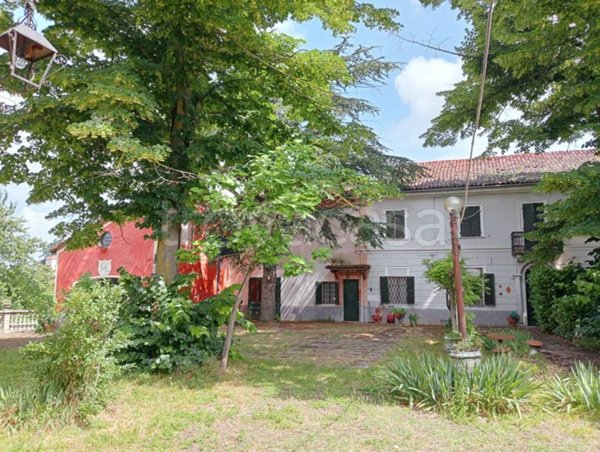 casa indipendente in vendita a San Salvatore Monferrato