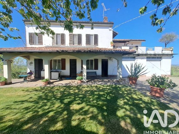 casa indipendente in vendita a San Salvatore Monferrato in zona Valparolo