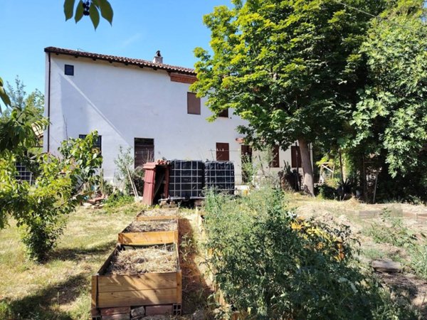 casa indipendente in vendita a San Salvatore Monferrato in zona Valdolenga