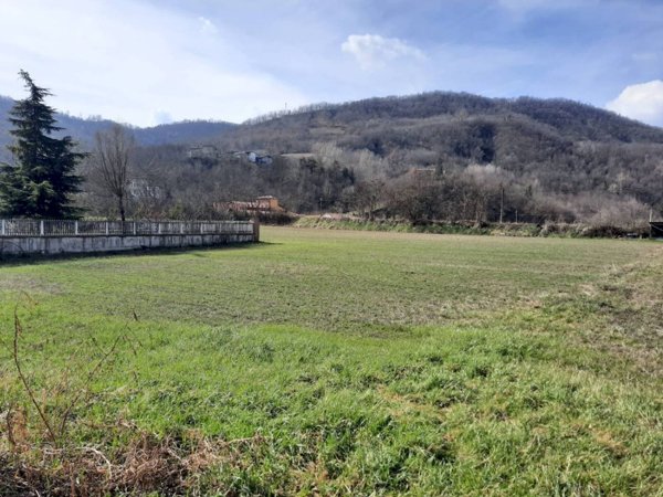 terreno edificabile in vendita a San Sebastiano Curone
