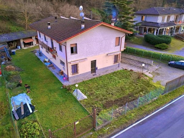 casa indipendente in vendita a San Sebastiano Curone