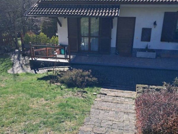 casa indipendente in vendita a San Sebastiano Curone in zona Telecco
