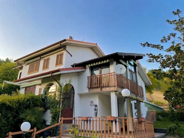 casa indipendente in vendita a San Sebastiano Curone in zona Telecco