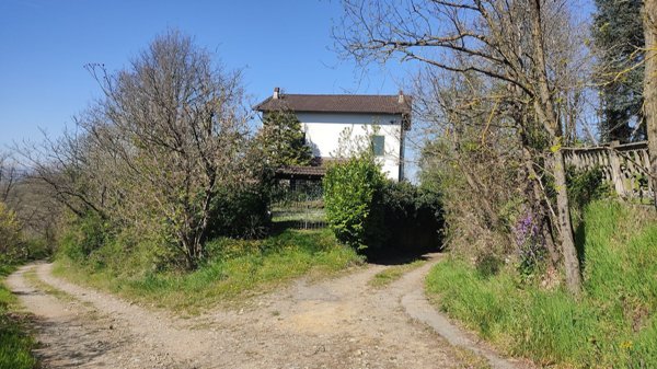 casa indipendente in vendita a Sant'Agata Fossili in zona Podigliano
