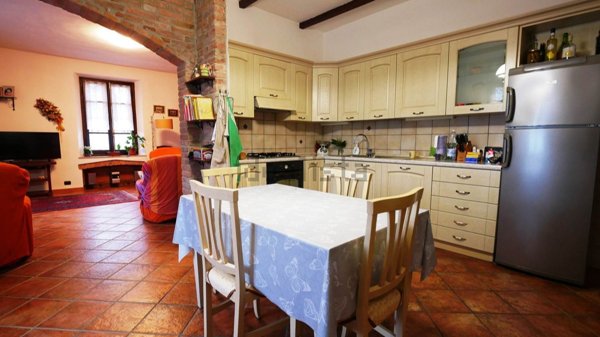 casa indipendente in vendita a Sarezzano in zona Palazzina