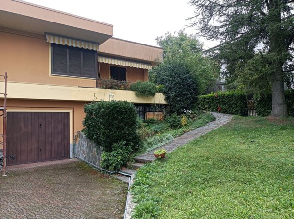 casa indipendente in vendita a Sarezzano