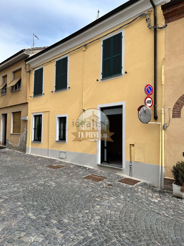 casa indipendente in vendita a Sarezzano