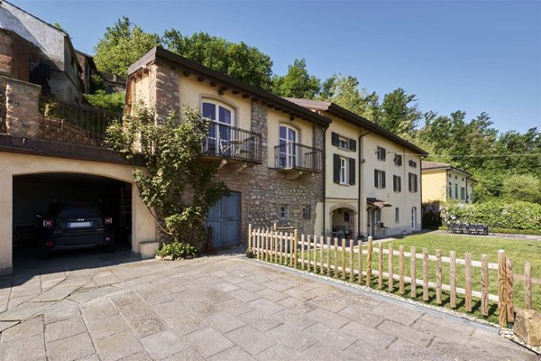 casa indipendente in vendita a Sarezzano in zona Rocca Grue