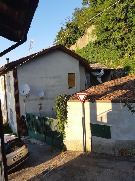 casa indipendente in vendita a Sarezzano
