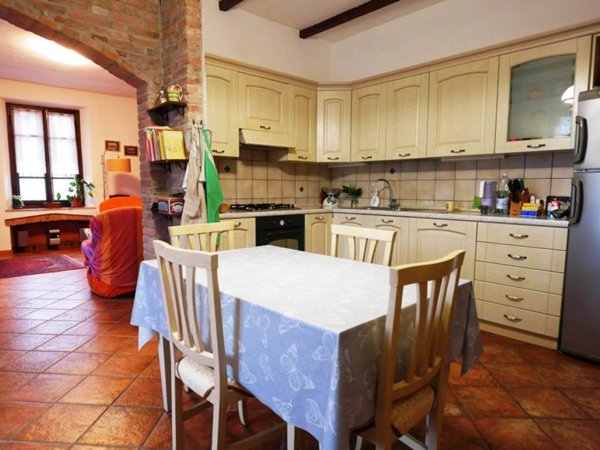 casa indipendente in vendita a Sarezzano in zona Palazzina