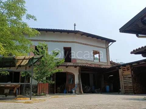 casa indipendente in vendita a Sarezzano