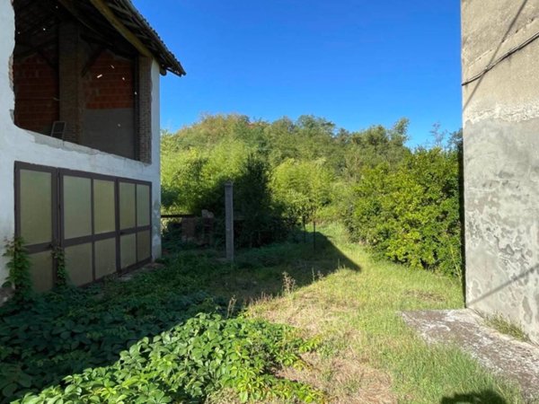 casa semindipendente in vendita a Sarezzano in zona Palazzina