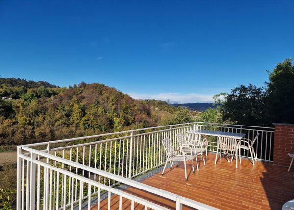 casale in vendita a Serralunga di Crea