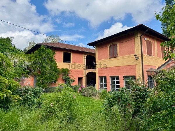 casa indipendente in vendita a Serravalle Scrivia
