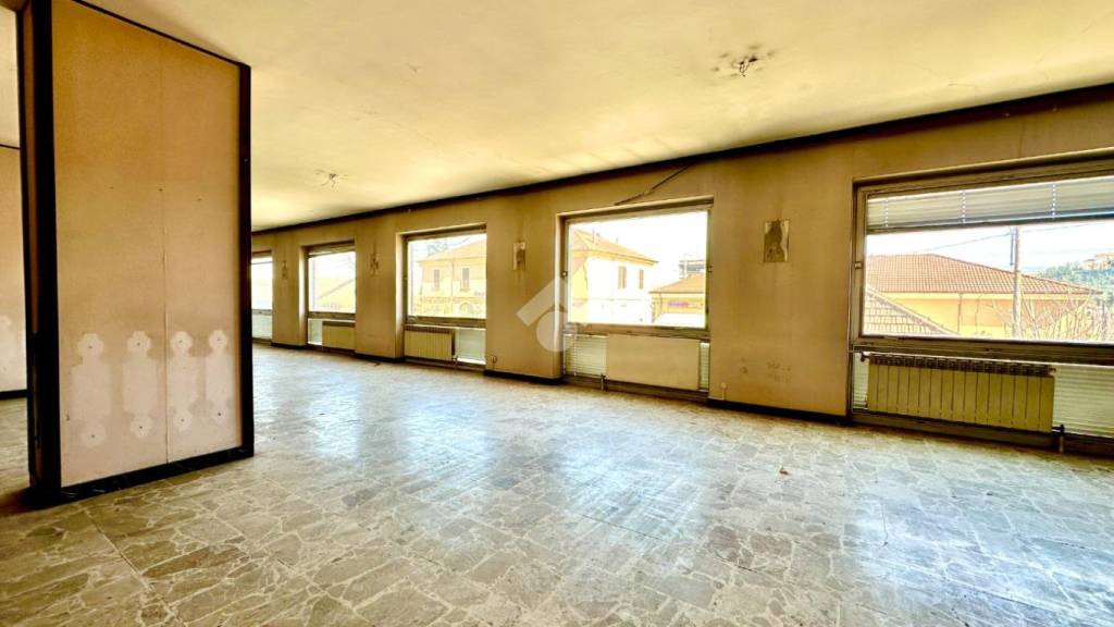 negozio in vendita a Serravalle Scrivia