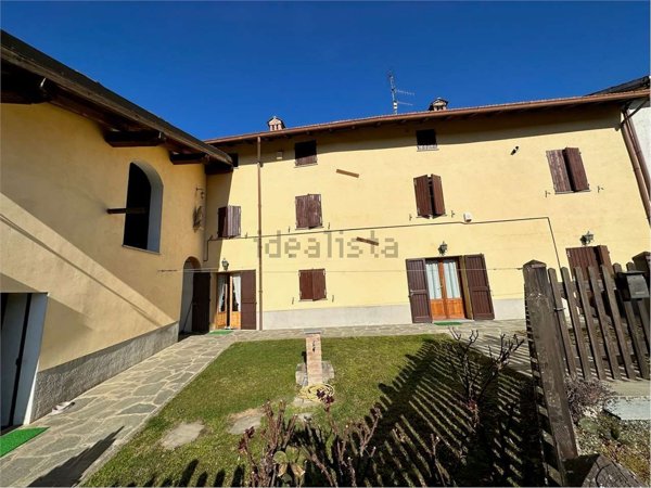 casa indipendente in vendita a Serravalle Scrivia