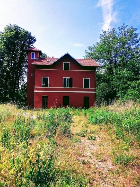 casa indipendente in vendita a Serravalle Scrivia
