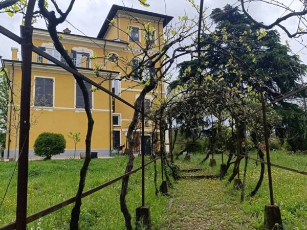 casa indipendente in vendita a Serravalle Scrivia
