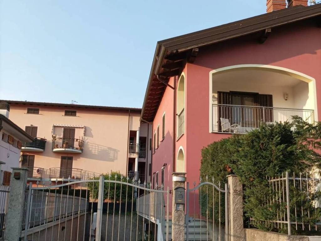 casa indipendente in vendita a Serravalle Scrivia
