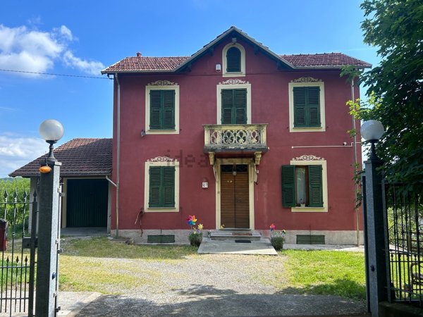 casa indipendente in vendita a Serravalle Scrivia