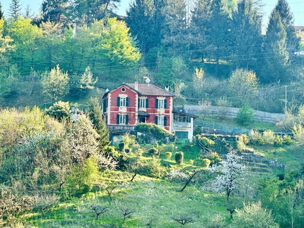 casa indipendente in vendita a Serravalle Scrivia