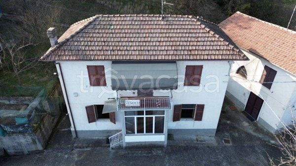 casa indipendente in vendita a Serravalle Scrivia