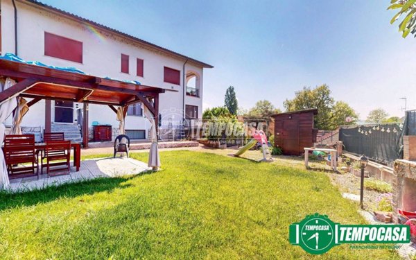 appartamento in vendita a Serravalle Scrivia in zona Zerbe