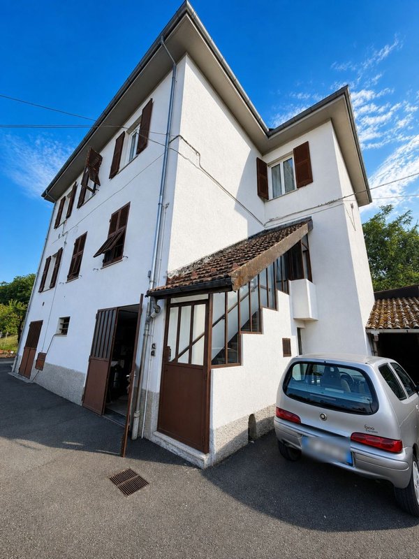 casa indipendente in vendita a Serravalle Scrivia in zona Zerbe