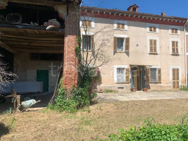 casa indipendente in vendita a Sezzadio
