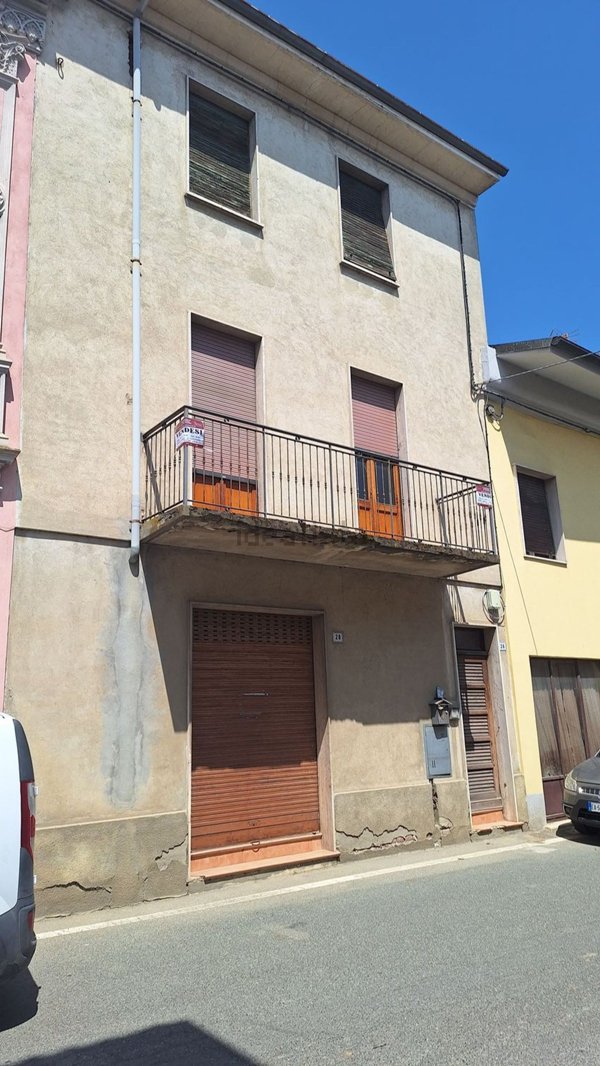casa indipendente in vendita a Sezzadio