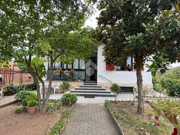 casa indipendente in vendita a Sezzadio