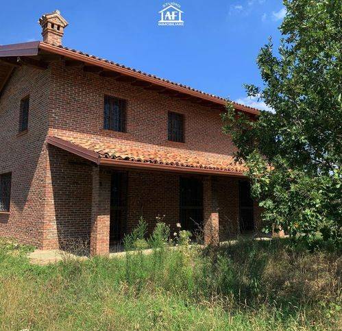 casa indipendente in vendita a Sezzadio
