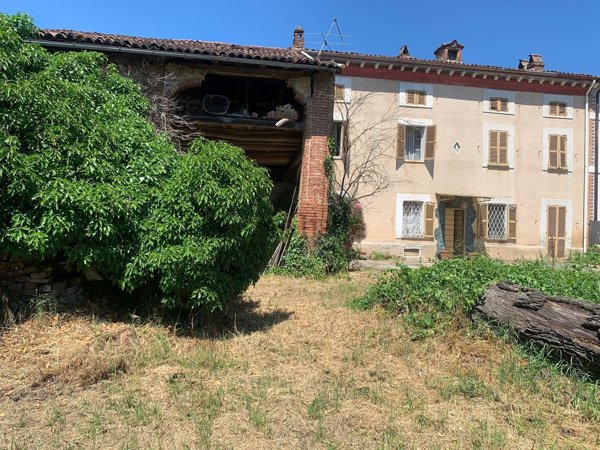 casa indipendente in vendita a Sezzadio