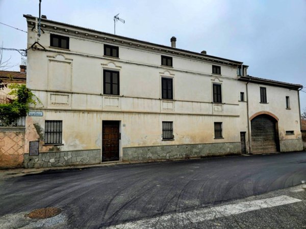 casa indipendente in vendita a Sezzadio