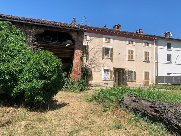 casa indipendente in vendita a Sezzadio in zona Boschi